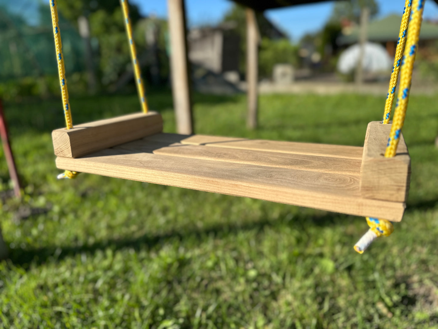 WacaciaCo® Handcrafted Wooden Swing – Classic & Slim – Custom Rope Length, Eco-Friendly Packaging